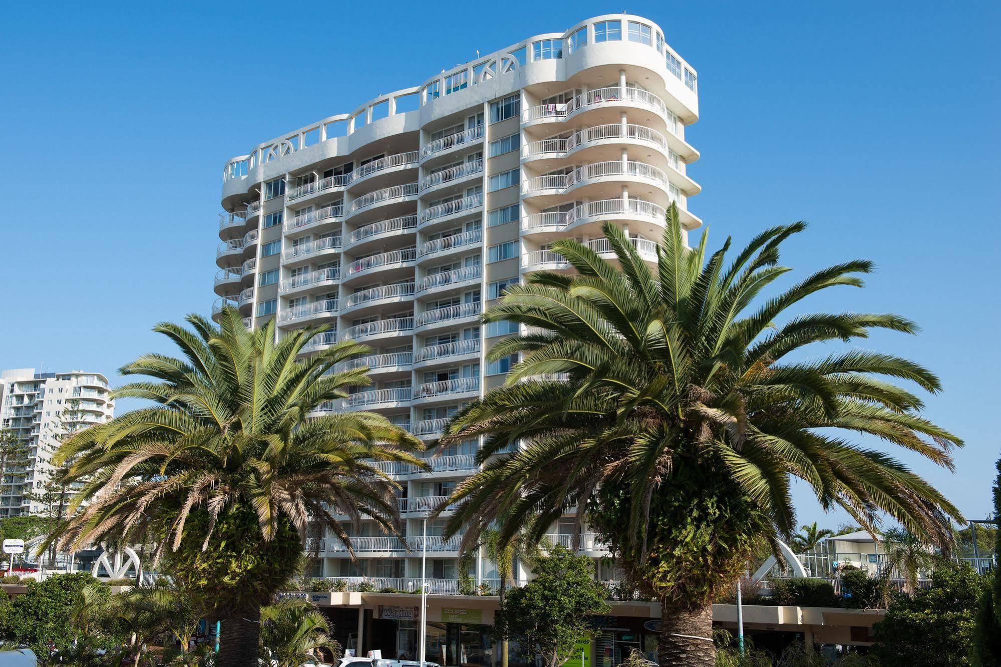 Beachcomber International Resort Coolangatta Exterior photo